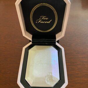NWT Too Faced Diamond Fire Highlighter